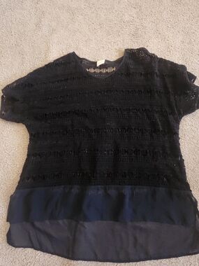 Chico's Black Lace Layered-Hem Short Sleeve Top